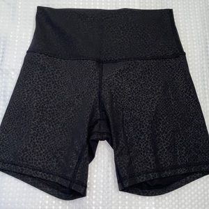 Lululemon Align Shorts 6”